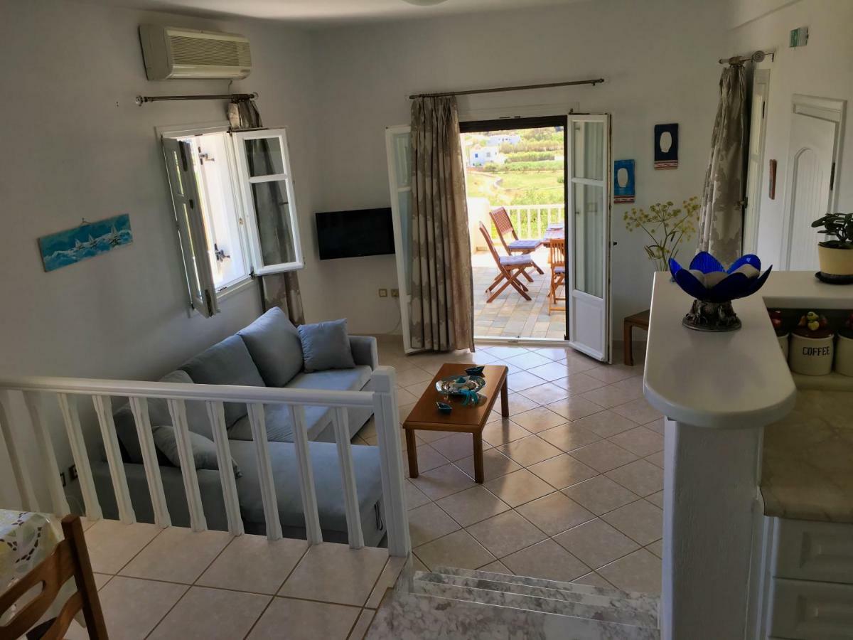 Anthoula'S Sea View Apartment Piso Livadi Exterior foto