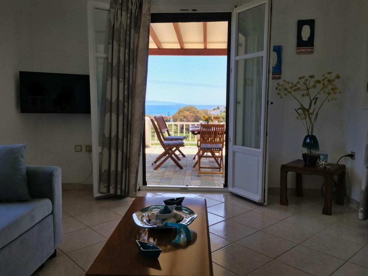 Anthoula'S Sea View Apartment Piso Livadi Exterior foto