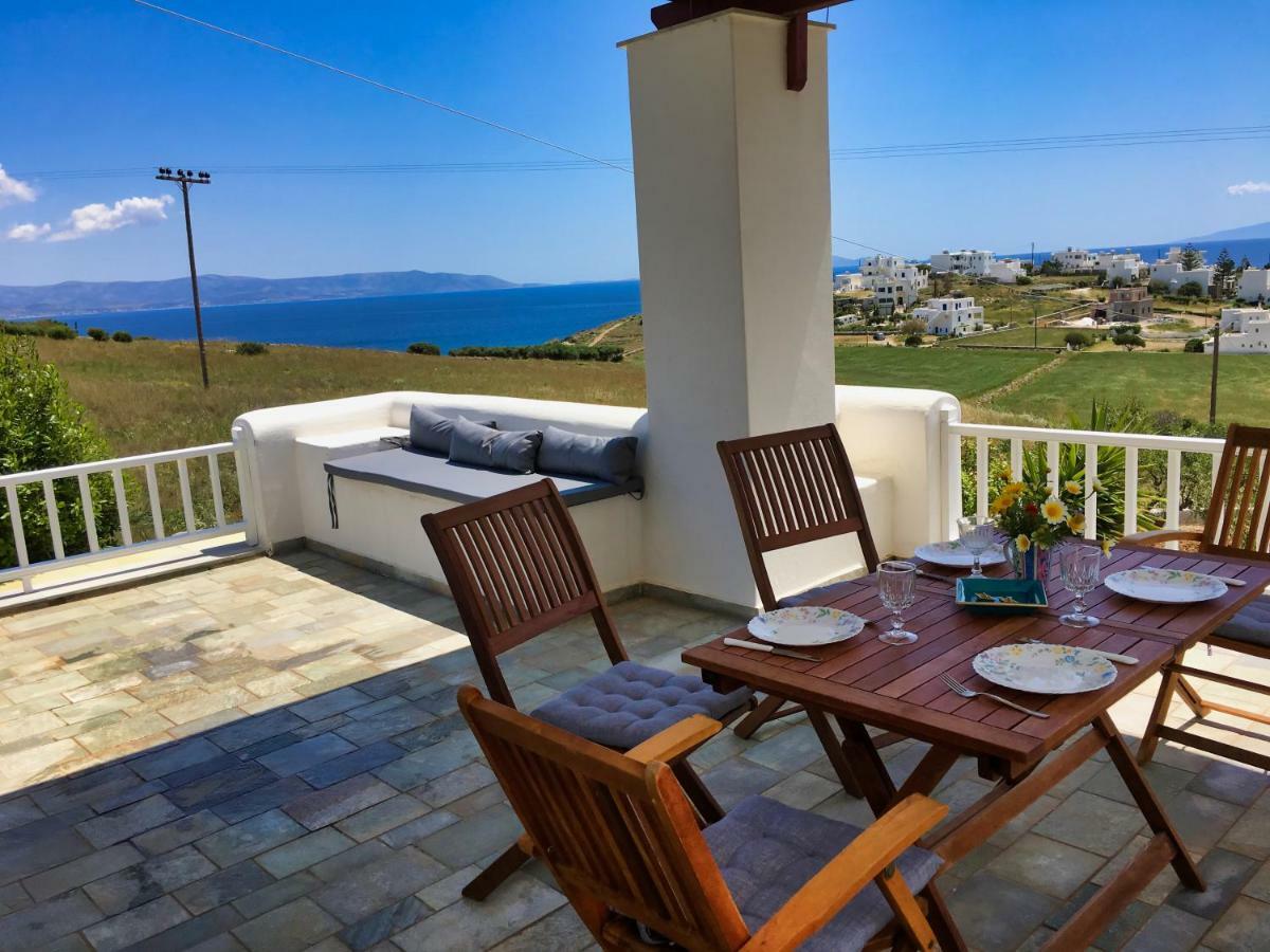 Anthoula'S Sea View Apartment Piso Livadi Exterior foto