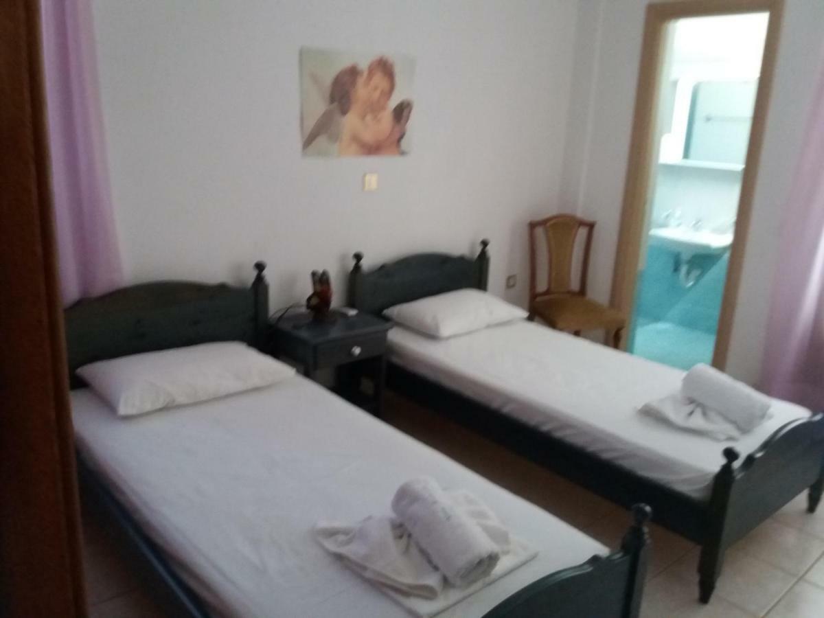 Anthoula'S Sea View Apartment Piso Livadi Exterior foto